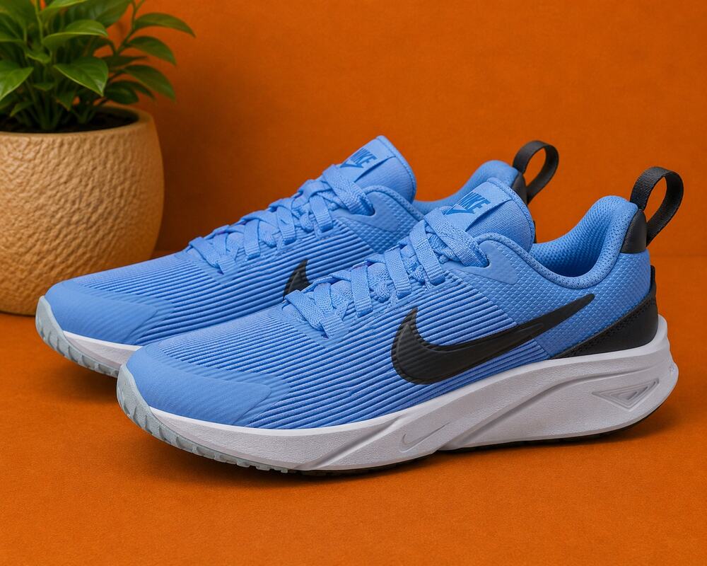 NWT Nike Star Runner 4 Kids' Running Shoes Athletic Sneakers  SIZE 12 US